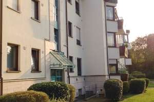 Schöne 2-Raum-Wohnung mit Balkon und EBK  in SW-Lage – Hiddenseestr. #+, 40468 Unterrath, Düsseldorf – Vorschaubild 2