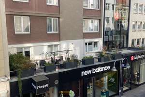 Luxuriös renovierte voll möblierte Wohnung mitten im Herzen der Ehrenstraße und Panoramablick – Die vollständige Adresse der Immobilie erhältst du vom Anbieter., 50672 Altstadt/Nord, Köln – Vorschaubild 2