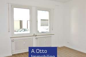 Krefeld - Zentrum, renovierte 2 Zimmer Wohnung im Erdgeschoss, Duschbad, PKW Stellplatz möglich – Die vollständige Adresse der Immobilie erhältst du vom Anbieter., 47799 Cracau, Krefeld – Vorschaubild 1