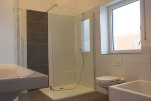 exclusive 4 Zimmer DG Wohnung  mit EBK  Dachterasse und Carport – Akazienstraße 24, 85049 West, Ingolstadt – Vorschaubild 11
