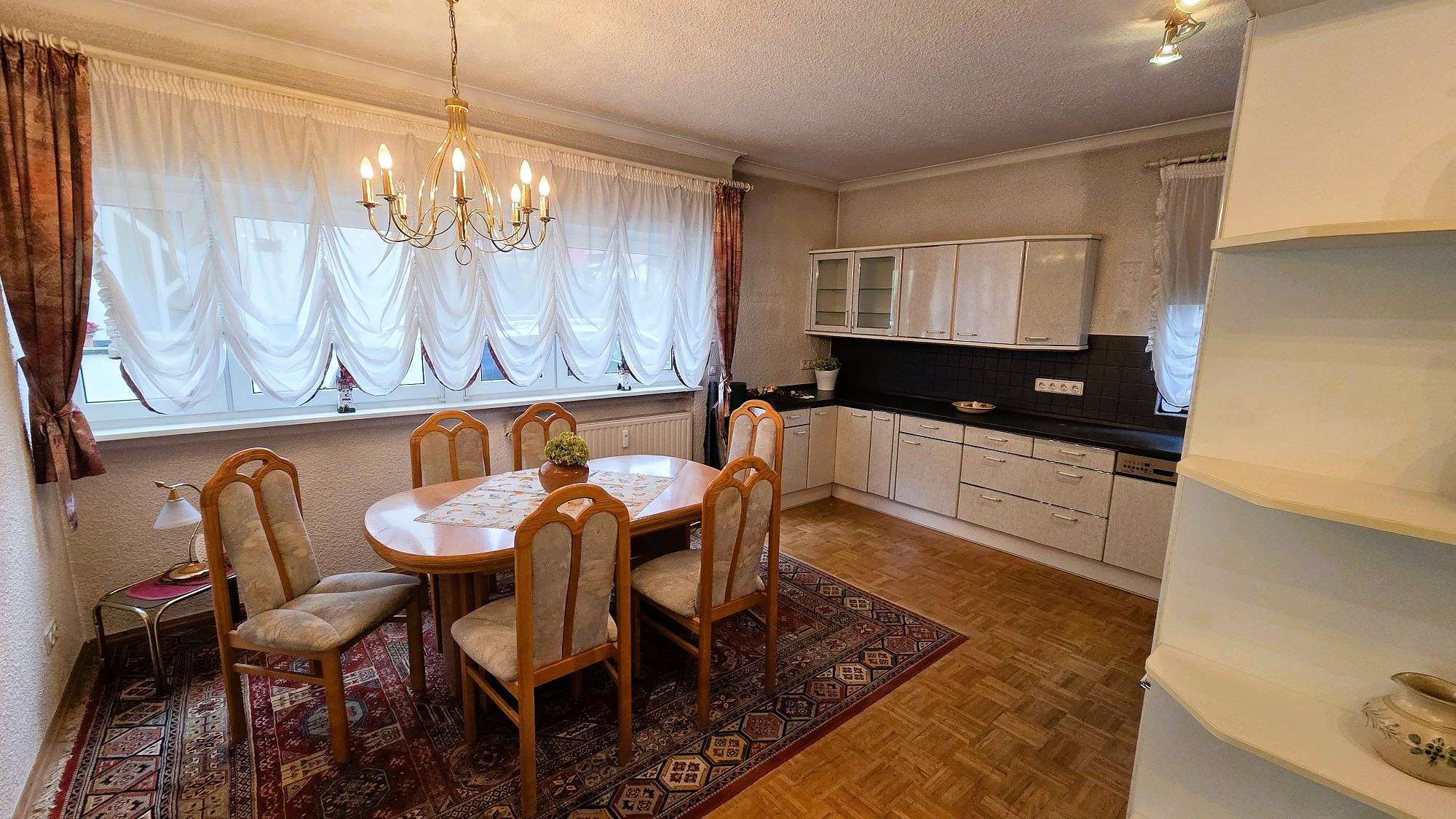 Immobilie in Bad Wimpfen - !!Viel Platz für die große Familie!! **Mehrgenerationenhaus in Bad Wimpfen** - Bild 3