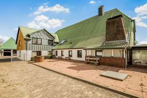 Großzügiges Mehrfamilienhaus mit Garten, Wintergarten und Garagen – Die vollständige Adresse der Immobilie erhältst du vom Anbieter., 24257 Hohenfelde – Vorschaubild 15