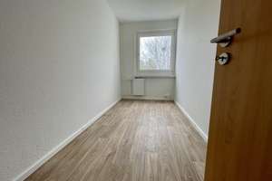 Attraktive 4-Raumwohnung im grünen Stadtteil Helbersdorf – Paul-Bertz-Straße 33, 9120 Helbersdorf, Chemnitz – Vorschaubild 11