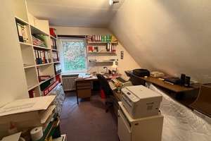 Freistehendes Zweifamilienhaus mit 2 Garagen – Die vollständige Adresse der Immobilie erhältst du vom Anbieter., 42117 Elberfeld, Wuppertal – Vorschaubild 14