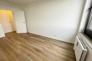 Renovierte 3-Zimmer-Wohnung: moderne Ausstattung, Balkon, neues Wannenbad, separate Küche, sep. WC – Friedensstraße 114a, 51145 Urbach, Köln – Vorschaubild 22
