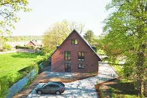 Bezugsfertig zum 01.06.2026 ! 
Neubau - 3-Zimmer Dachgeschoss-Maisonettewohnung mit Balkon - Direkt