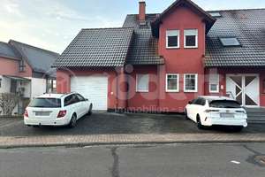 Wurzeln schlagen im Spessart mit 3 Balkonen, Stellplatz und Garten! – Die vollständige Adresse der Immobilie erhältst du vom Anbieter., 63856 Bessenbach – Vorschaubild 1