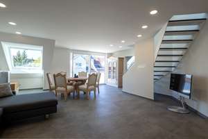 ***Großzügige Maisonette-Wohnung mit sonniger Terrasse - neu renoviert*** – Die vollständige Adresse der Immobilie erhältst du vom Anbieter., 70619 Riedenberg, Stuttgart – Vorschaubild 6