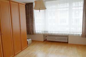 Südviertel: Zentral gelegene 3-Raum Wohnung mit großem Süd-Balkon, Aufzug und Garage – Kronprinzenstr. 12, 45128 Südviertel, Essen – Vorschaubild 3