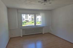 Sehr gepflegte Studentenwohnung mit Küche in unmittelbarer Uninähe