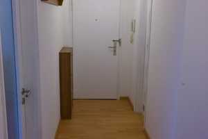 Exklusive 2-Zimmer-Wohnung mit gehobener Innenausstattung mit EBK in Augsburg (teilmöbliert) – Augsburg – Vorschaubild 9