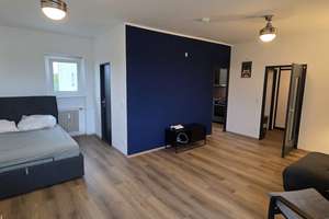 ABSCHLAG 7.500 € & VORGANG BEACHTEN BITTE: Helle 1-Zimmer-Wohnung in Mariendorf (Balkon & Weitblick) – Die vollständige Adresse der Immobilie erhältst du vom Anbieter., 12105 Mariendorf, Berlin – Vorschaubild 3