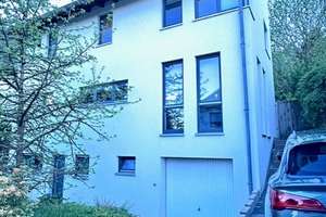 Modernes, lichtdurchflutetes Einfamilienhaus mit zweitem vermieteten Wohnhaus in Toplage von Neviges – Die vollständige Adresse der Immobilie erhältst du vom Anbieter., 42553 Neviges, Velbert – Vorschaubild 6