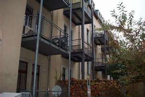 Tolle 4-Zimmer-Wohnung in Mickten mit EBK und Balkon! – Rietzstraße 34, 1139 Mickten, Dresden – Vorschaubild 2