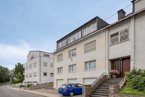 Großzügige Dachgeschosswohnung in Koblenz-Güls mit Balkon und Garage in beliebter Wohnlage – Die vollständige Adresse der Immobilie erhältst du vom Anbieter., 56072 Güls, Koblenz – Vorschaubild 2
