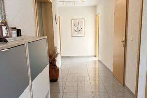 Exklusives Wohnen in Pforzheim-Maihälden: Lichtdurchflutete 3,5-Zimmer-Wohnung mit Garten, Terrasse – Die vollständige Adresse der Immobilie erhältst du vom Anbieter., 75179 Nordstadt, Pforzheim – Vorschaubild 2