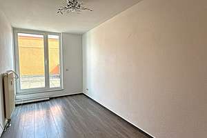 3-ZKB Maisonette-Wohnung mit Dachterrasse und Stellplatz – Am Krenzelsberg 122, 66115 Burbach, Saarbrücken – Vorschaubild 6