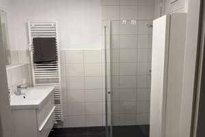 2-Zimmer-Dachgeschoß Wohnung mit Balkon in Rostock (Möbelübernahme gegen Ablöse bindend) – Lagerlöfstr. 1, 18106 Evershagen, Rostock – Vorschaubild 7