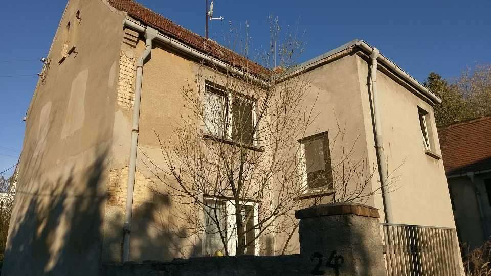 ZWEI HÄUSER - IN EINEM ! Beschaulicher Dreiseitenhof, in idyllischer Lage, Burgenlandkreis – Bild 1