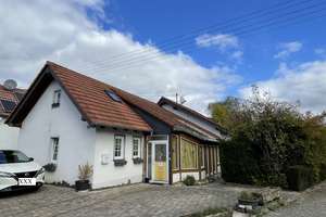*NEU* NUR STREICHEN UND EINZIEHEN! GEMÜTLICHES EINFAMILIENHAUS IN RUHELAGE! JETZT BESICHTIGEN! – Dorfstr. 25, 55595 Münchwald – Vorschaubild 1