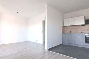 *Sonnige* 3- Zimmer- Wohnung – 39122 Salbke, Magdeburg – Vorschaubild 2