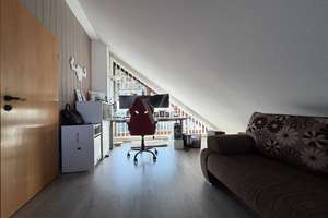 Großzügiges Einfamilienhaus mit Garten zum Leben, Arbeiten und Entspannen – auch für die Großfamilie – Die vollständige Adresse der Immobilie erhältst du vom Anbieter., 31840 Hessisch Oldendorf – Vorschaubild 36