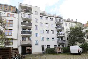 EINZIEHEN & SICH WOHLFÜHLEN - HOCHWERTIGE KÜCHE & TOP SANIERTE BÄDER - TERRASSE & PKW-STELLPLATZ – Jacobsohnstr. 25 ff, 13086 Weißensee, Berlin – Vorschaubild 27