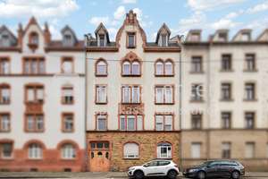Denkmalgeschützter Altbau mit Charakter – großzügige 3-Zimmer-Wohnung in Karlsruhe-Mühlburg