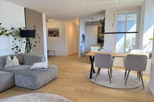 *NEU* provisionsfrei: Erstbezug nach Sanierung – 3 Zimmer, Loggia & Tiefgarage