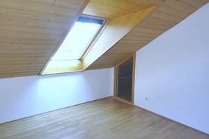 *3,5-Zimmer Wohnung mit Südostloggia* Kapitalanlage oder zum Selbstbezug – Die vollständige Adresse der Immobilie erhältst du vom Anbieter., 83607 Holzkirchen – Vorschaubild 8