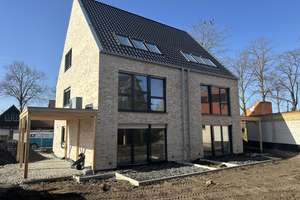 Können Sie das? Modern wohnen, effizient leben, Neubau-Doppelhaushälfte mit Carport und Stellplatz – Grevener Str. 152, 48291 Telgte – Vorschaubild 2