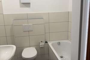 Exklusive lichtdurchflutete 3-Zimmer-Etagenwohnung mit Balkon und Einbauküche in Koblenz – Die vollständige Adresse der Immobilie erhältst du vom Anbieter., 56070 Neuendorf, Koblenz – Vorschaubild 7