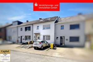 VIEL PLATZ FÜR DIE FAMILIE: REIHENMITTELHAUS MIT GARTEN, VOLLKELLER UND STELLPLATZ!