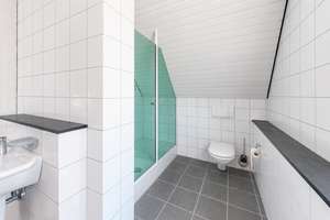 Bezugsfreies Zweifamilienhaus mit Schwimmteich, Wintergarten und parkähnlichem Grundstück – 33729 Heepen, Bielefeld – Vorschaubild 22