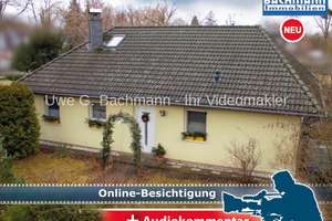 Neuenhagen bei Berlin: Massives EFH im Bungalowstil mit 4 Zimmern, Kamin und ausgebauten Dachboden