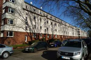 Großzügige 2-Raum-Wohnung wartet auf netten Bewohner ! – Freigrafendamm 13, 44803 Altenbochum, Bochum – Vorschaubild 1