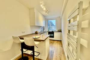 Bezugsfrei nach Modernisierung: 2-Zimmer-Wohnung mit Loggia im Stadtzentrum Düsseldorfs! – Kölner Str. 44, 40211 Stadtmitte, Düsseldorf – Vorschaubild 3