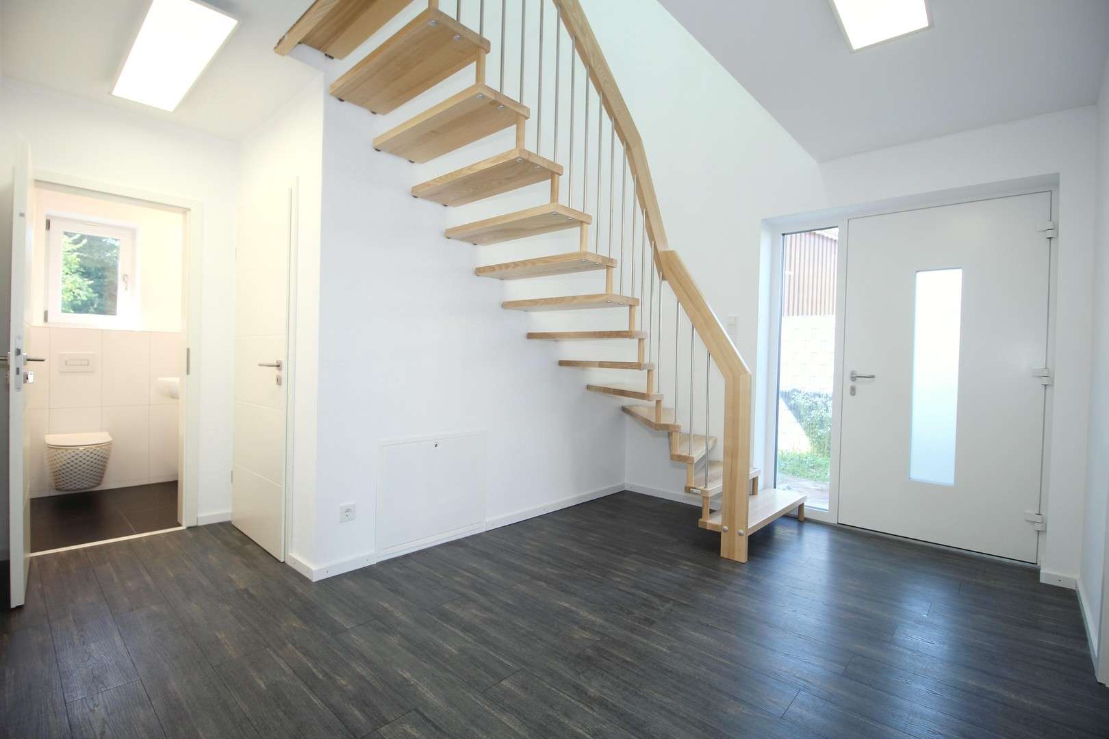 Immobilie in Außernzell - 2 Jahre altes Niedrigenergie Traumhaus am Waldrand - Smart-Home! - Bild 3