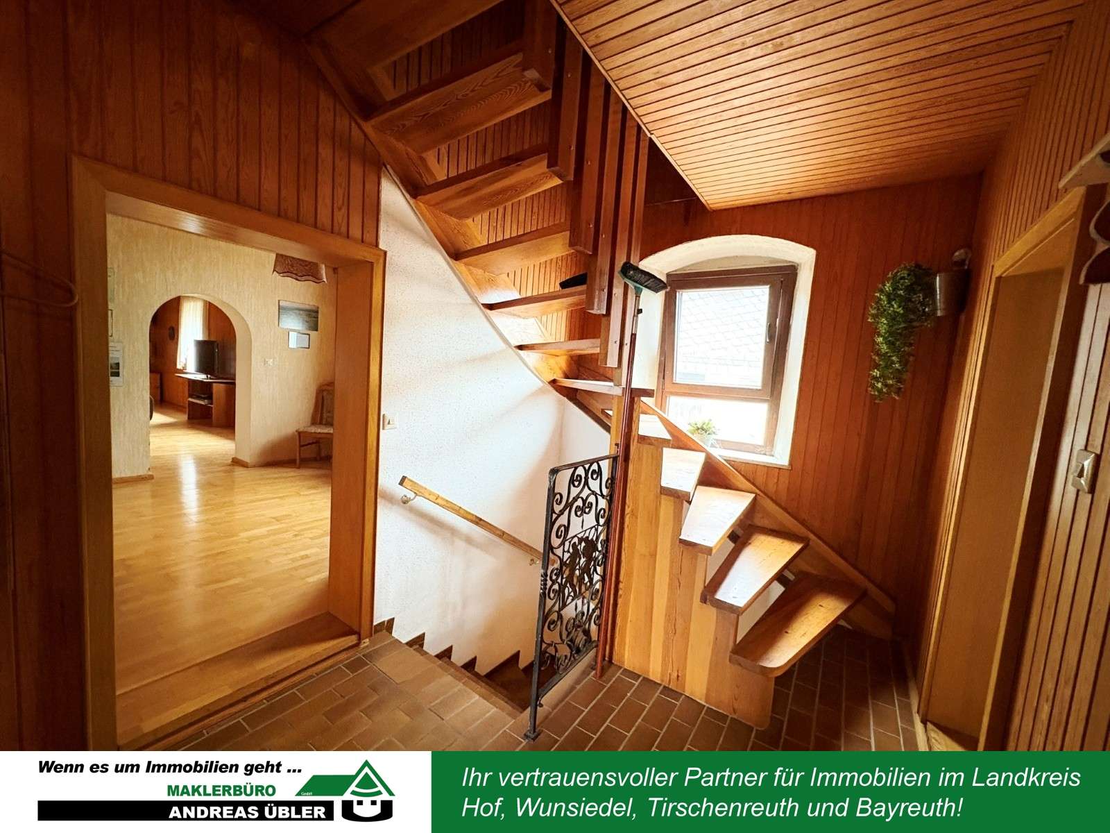 Immobilie in Höchstädt im Fichtelgebirge - Zentrale Lage im Ort und ländlicher Charme - Bild 2