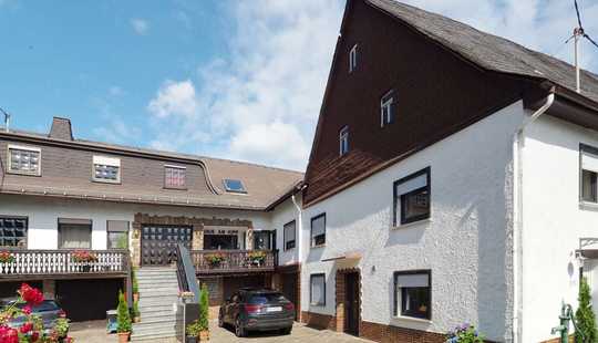 Bild von Mehrgenerationenhaus in Gutenacker! Wohnen wo andere Urlaub machen!