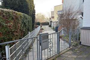 Reihenendhaus mit ca. 120m² Wohnfläche, großem Garten und Dachterrasse im Rudower Blumenviertel – Die vollständige Adresse der Immobilie erhältst du vom Anbieter., 12357 Rudow, Berlin – Vorschaubild 2