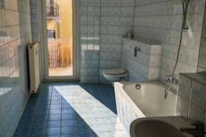 Property thumbnail 9