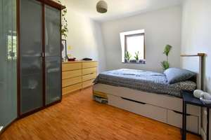 Charmante Dachgeschoss-Maisonette-Wohnung
in Rüttenscheid – Die vollständige Adresse der Immobilie erhältst du vom Anbieter., 45131 Rüttenscheid, Essen – Vorschaubild 7