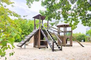 Property thumbnail 12