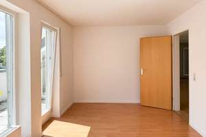 Ulm-Gögglingen schicke 4-Zi.-Maisonette mit 3 sonnigen Dachterrassen, EBK + TG, ohne Käuferprovision – Die vollständige Adresse der Immobilie erhältst du vom Anbieter., 89079 Gögglingen, Ulm – Vorschaubild 17