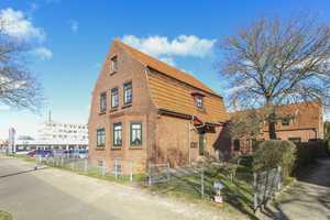 Gepflegtes, vermietetes MFH in Vorstadtlage von Parchim – Parchim (Kreis) – Vorschaubild 1
