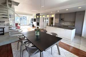 Maisonette-Penthouse-Wohnung mit direktem Fahrstuhlzugang und zwei Dachterrassen – Die vollständige Adresse der Immobilie erhältst du vom Anbieter., 40476 Golzheim, Düsseldorf – Vorschaubild 2