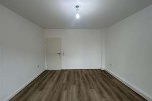 Erstbezug nach Sanierung! Moderne 3-Zi-Whg mit 2 Balkonen – Horststraße 58, 47137 Untermeiderich, Duisburg – Vorschaubild 3