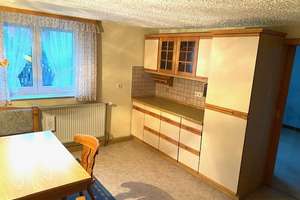 Wohnhaus mit schönem Garten, Garage und perfekter Scheune – Die vollständige Adresse der Immobilie erhältst du vom Anbieter., 93464 Tiefenbach – Vorschaubild 4