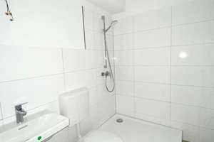 * ab sofort * Erstbezug nach Sanierung * neues Bad, 2 Zimmer Wohnung mit Sonnenbalkon – Trautenaustr.  20, 47053 Hochfeld, Duisburg – Vorschaubild 7